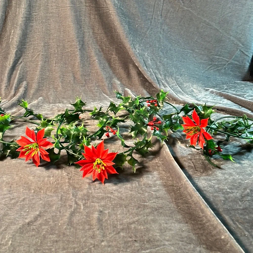 VTG Christmas Garland